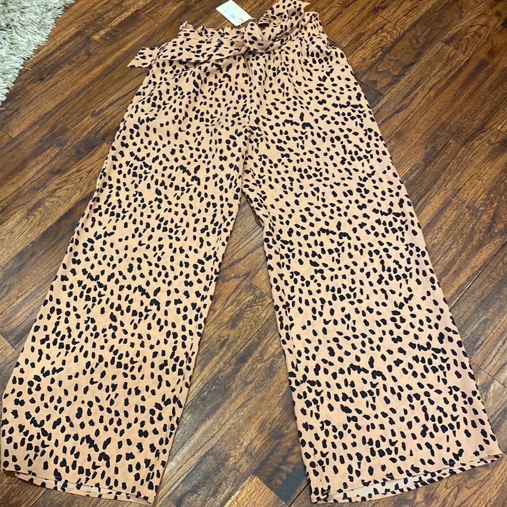 Pants with elastic waistband